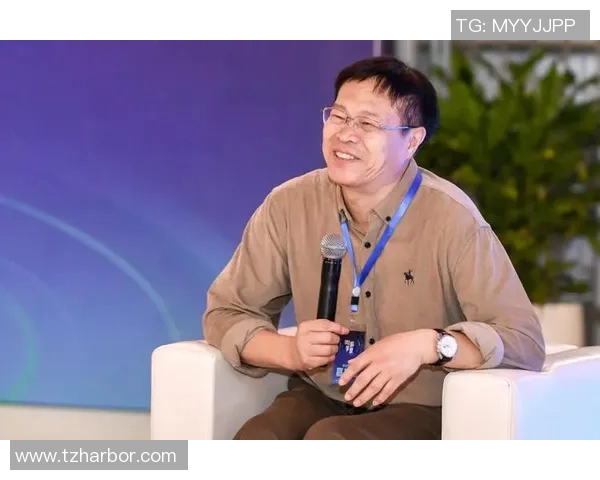 羽毛球传奇黄伟的职业生涯回顾与未来展望对话 羽毛球传奇黄伟的职业生涯回顾与未来展望对话