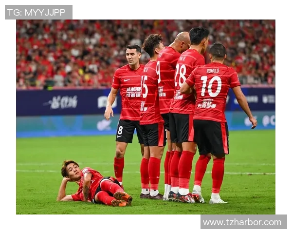 成都足球队的崛起与发展:聚焦城市足球力量的崭新篇章 成都足球队的崛起与发展:聚焦城市足球力量的崭新篇章